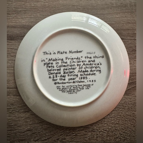 Decorative Plate with Child and Dog - Picture 6 of 6